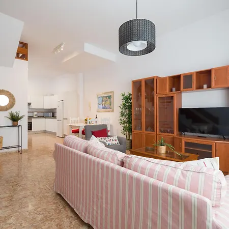 Semesterbostad Mocan House I *