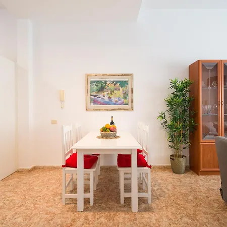 Mocan House I Semesterbostad